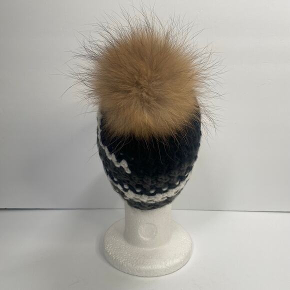 Bula Hat Crochet Knit Beanie Faux Fur Pom Pom Winter Ski Outdoor - Picture 4 of 14